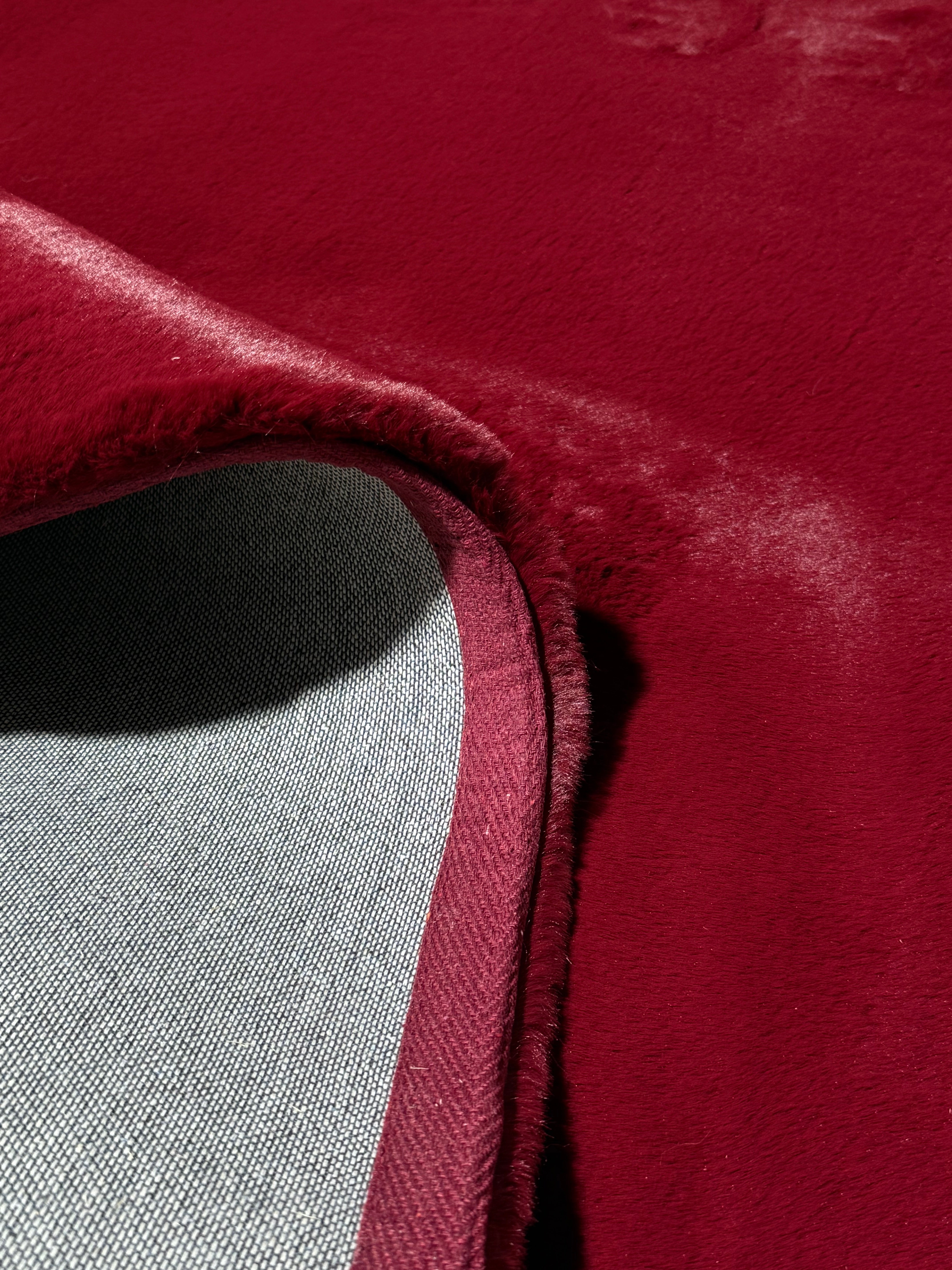 COVOR RABBIT,PUFOS BORDO ,Living, Dormitor, Modern