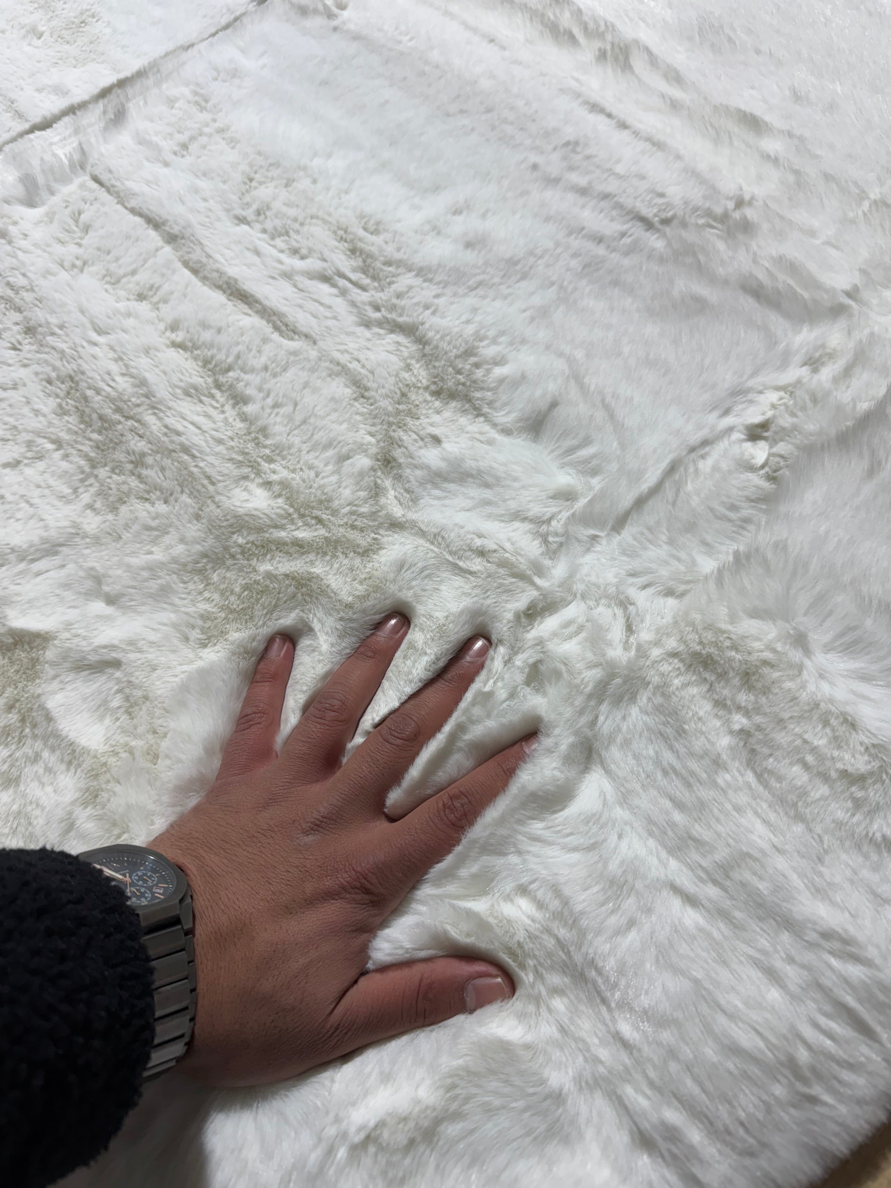 COVOR RABBIT,PUFOS WHITE ,Living, Dormitor, Modern